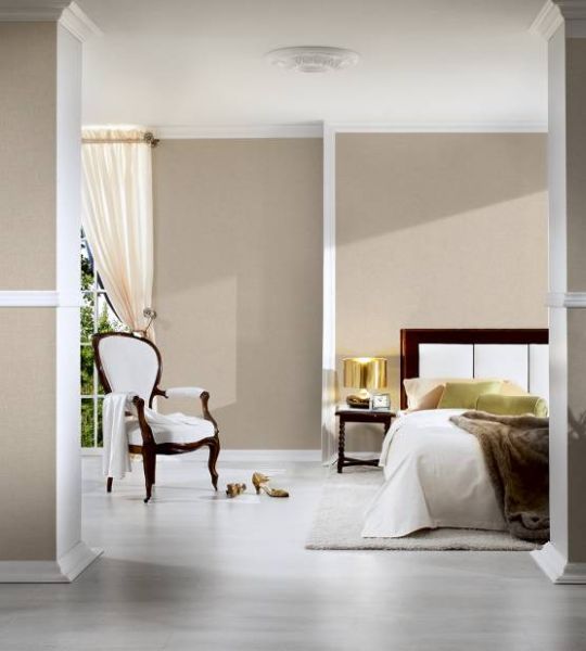 stenska tapeta kombinacija na steni